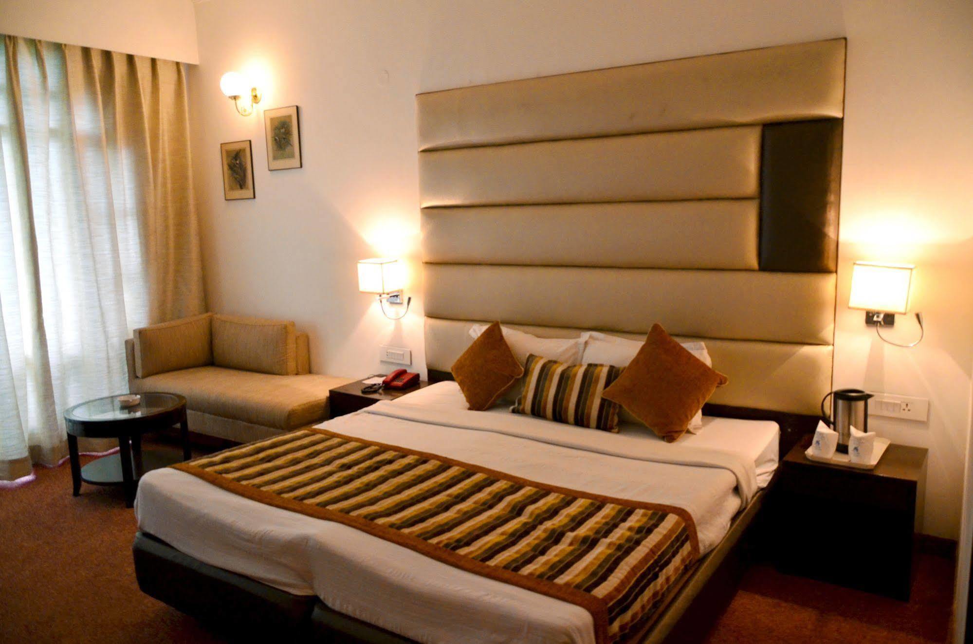 Hotel Manali Heights Exterior foto